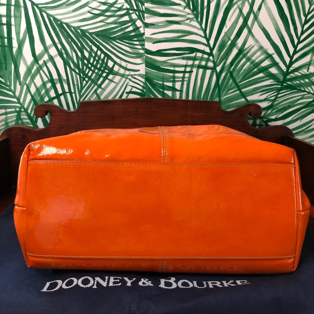 Dooney & Bourke Shoulder Bag - Picture 5 of 10
